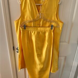 Elegant Yellow Sleeveless Pantsuit